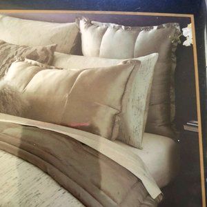 2 X Danna Karan 100% Silk Euro Pillow Sham Moss